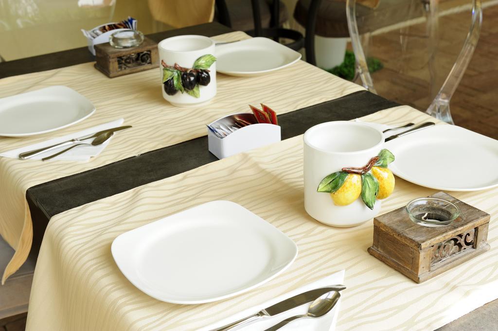 Eco Hotel Bonapace Torbole Sul Garda Dış mekan fotoğraf