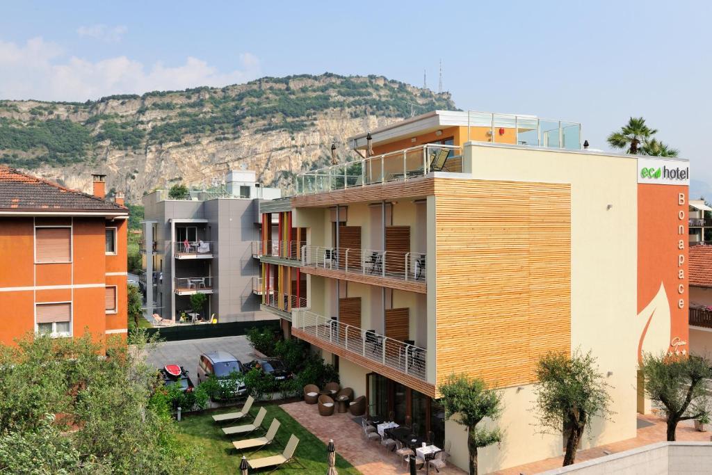 Eco Hotel Bonapace Torbole Sul Garda Dış mekan fotoğraf
